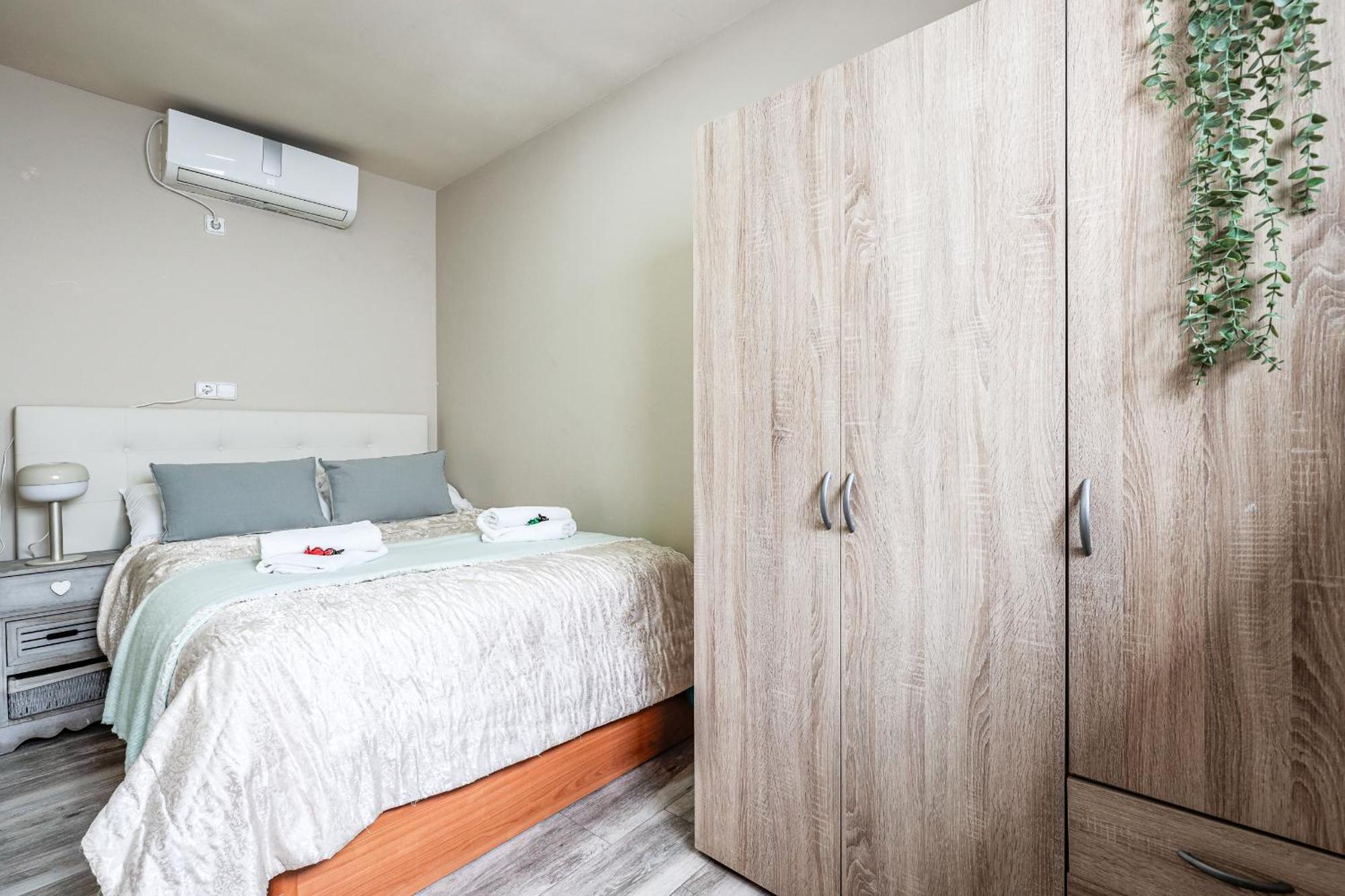 Fantástico ático 2 Hab Y Gran Terraza Privada Siviglia